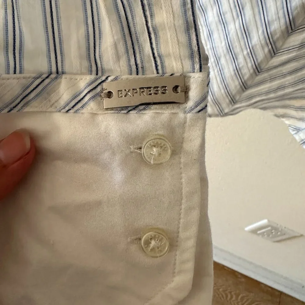 Express Essential Shirt - Picture 6 of 7